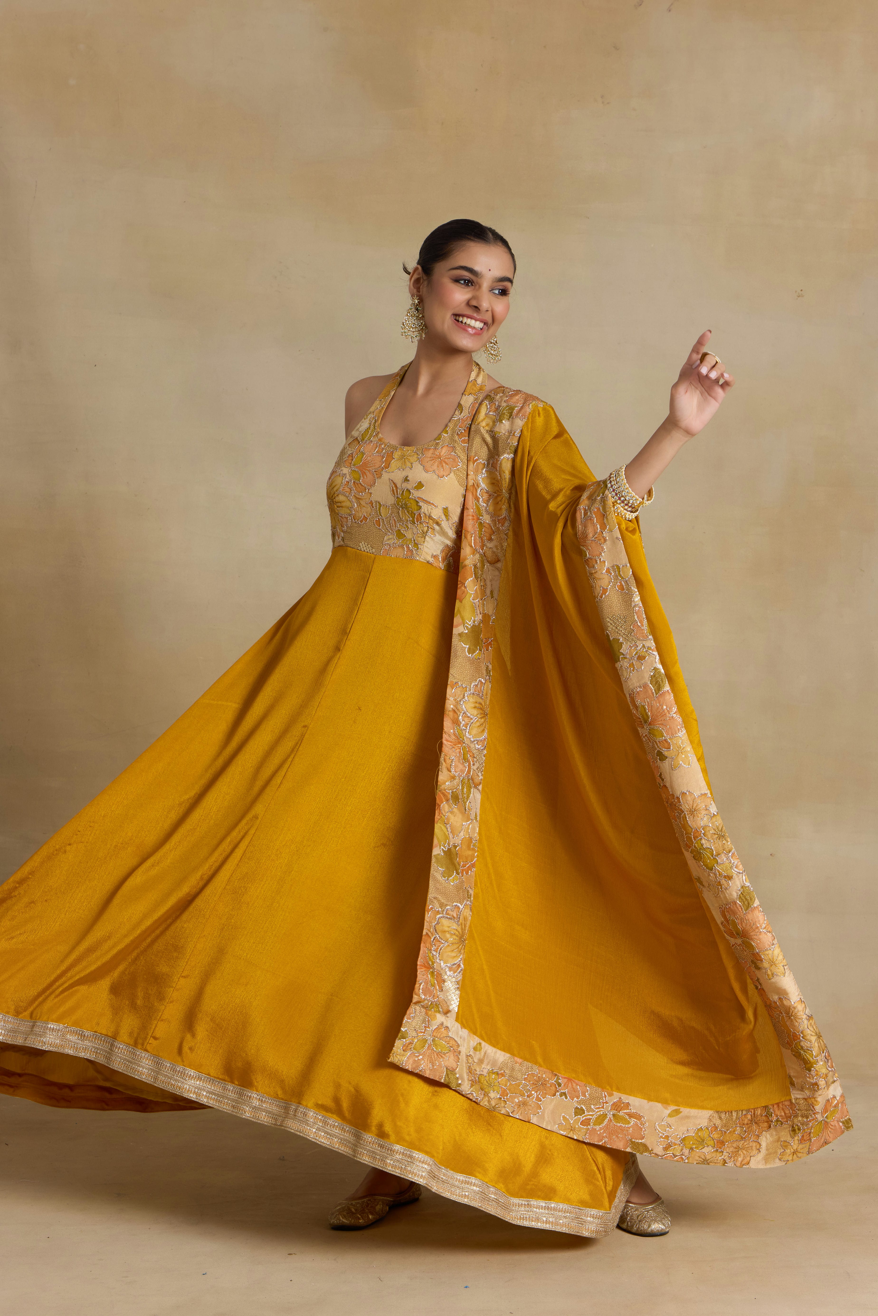 Alaya Noor Sunflower Glow Anarkali Set - Image 5